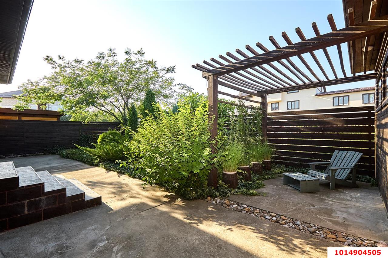 Фото №12: Дом 242 м² + 6.6 сот. - Краснодар, Прикубанский внутригородской округ, Калинино, мкр. Завод Радиоизмерительных Приборов, ул. Пластуновская, 1