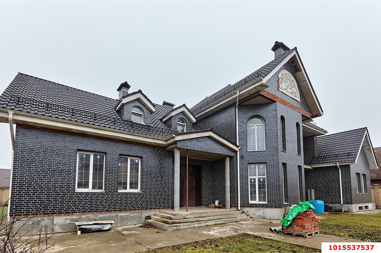 Фото №1: Дом 1250 м² + 16 сот. - Краснодар, Прикубанский внутригородской округ, мкр. Сады Калинина, ул. Возрождения, 19