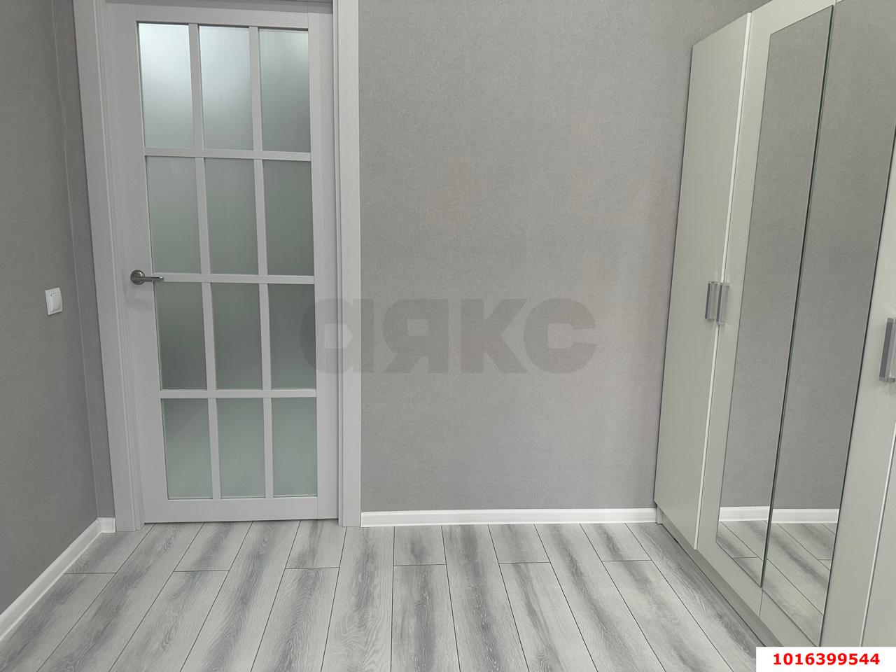 Фото №9: 1-комнатная квартира 36 м² - Краснодар, Прикубанский внутригородской округ, Завод Радиоизмерительных Приборов, имени Петра Метальникова, мкр. жилой комплекс Победный, ул. Евгении Жигуленко, 13к2