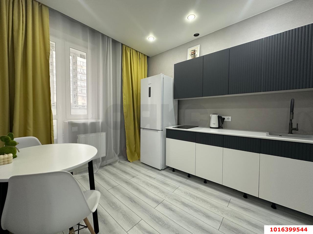 Фото №3: 1-комнатная квартира 36 м² - Краснодар, Прикубанский внутригородской округ, Завод Радиоизмерительных Приборов, имени Петра Метальникова, мкр. жилой комплекс Победный, ул. Евгении Жигуленко, 13к2