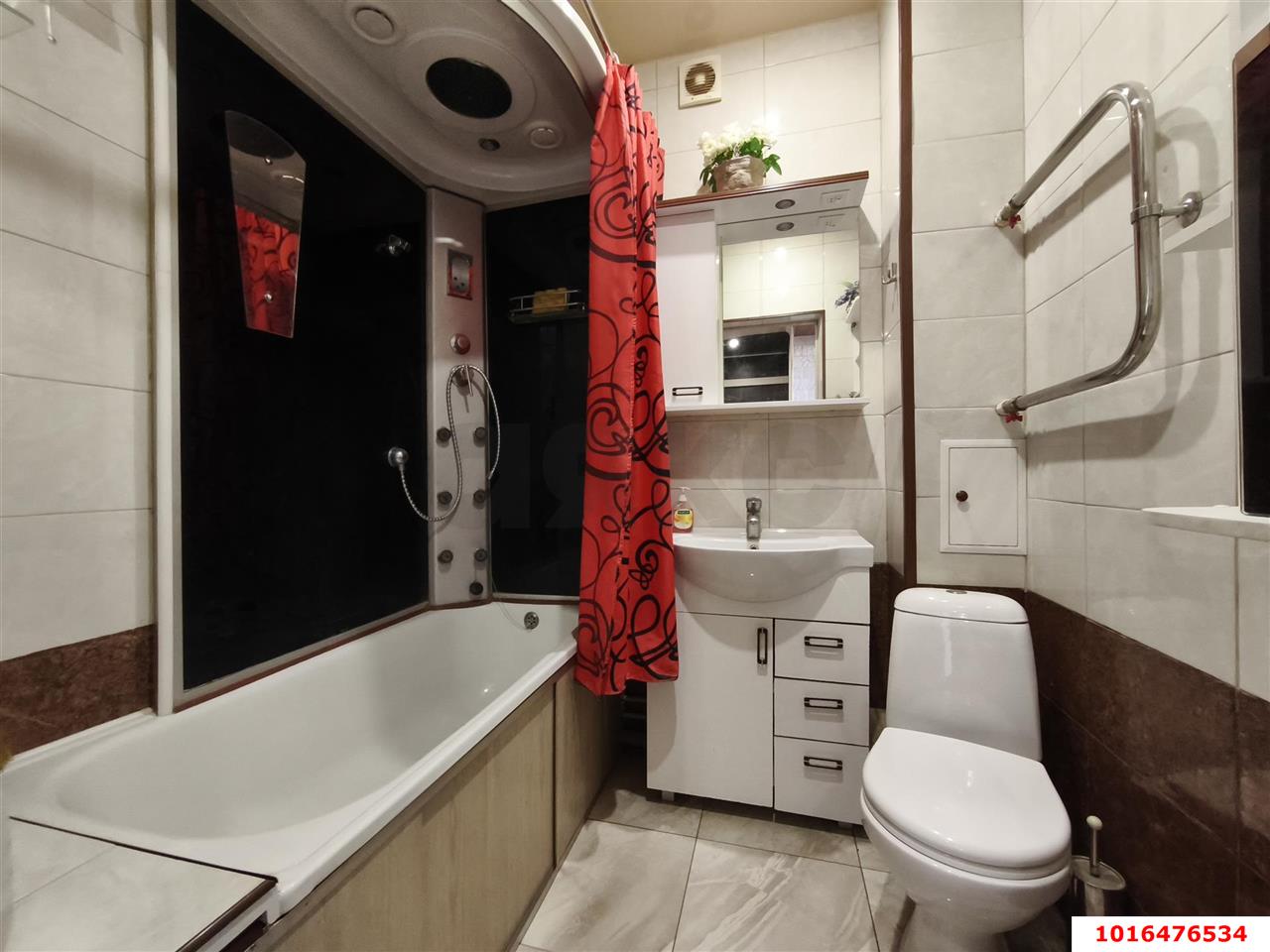 Фото №4: 1-комнатная квартира 45 м² - Российский, мкр. Прикубанский внутригородской округ, ул. Заводовского, 21