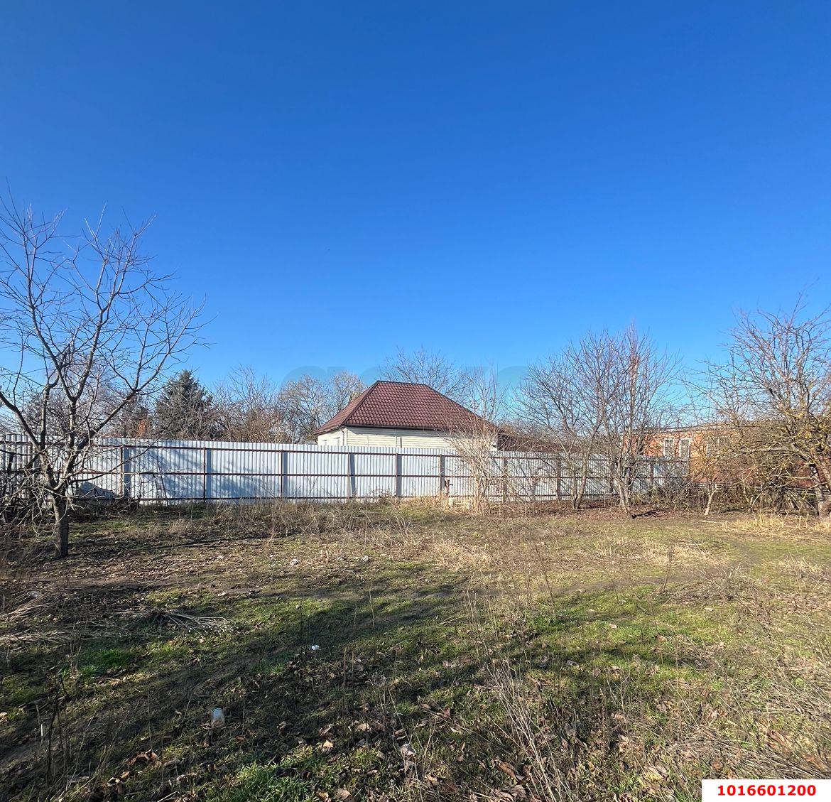 Фото №1: Личное подсобное хозяйство - № 2 АО ЮГТЕКС, мкр. Прикубанский внутригородской округ, ул. Вишнёвая, 36