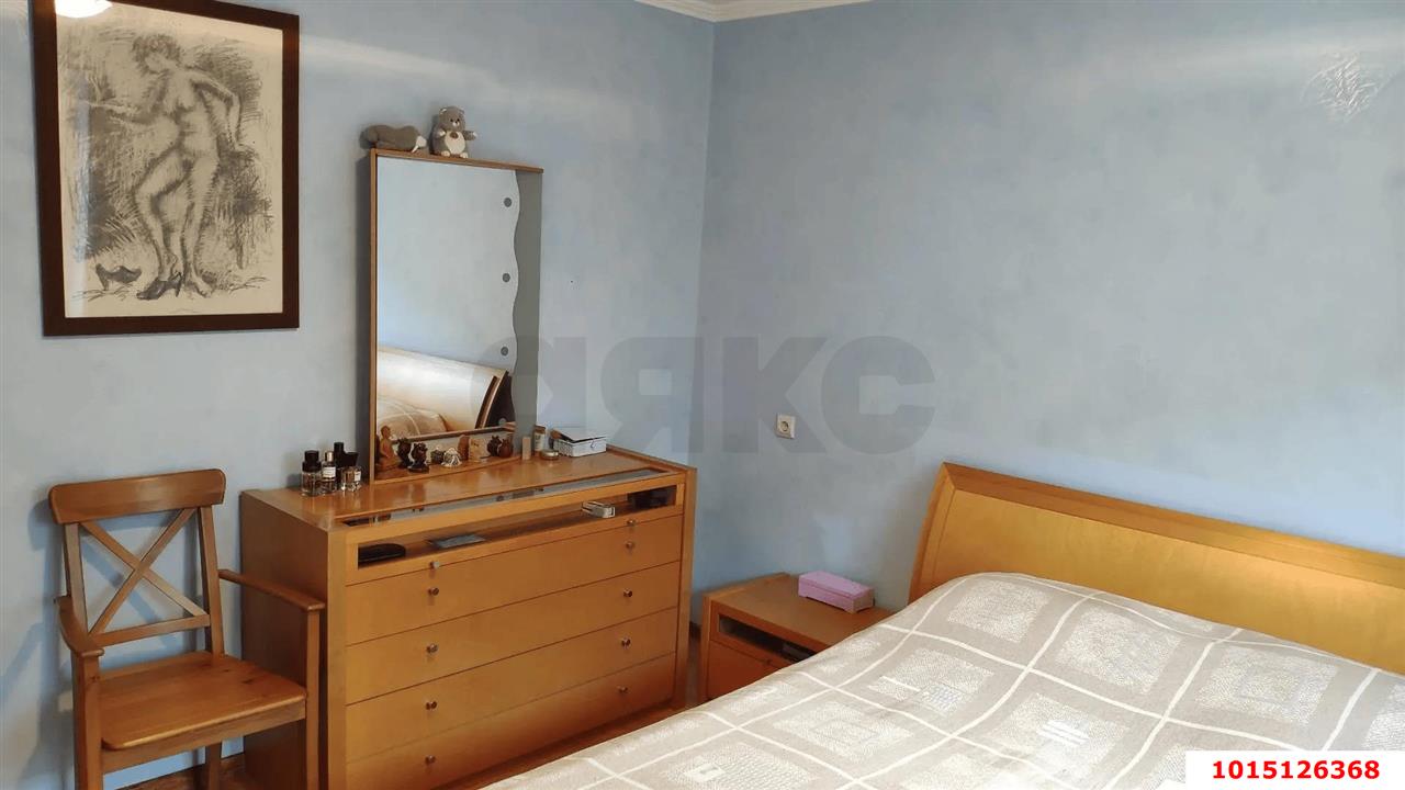 Фото №3: 2-комнатная квартира 72 м² - Краснодар, Западный внутригородской округ, мкр. Юбилейный, ул. Думенко, 33