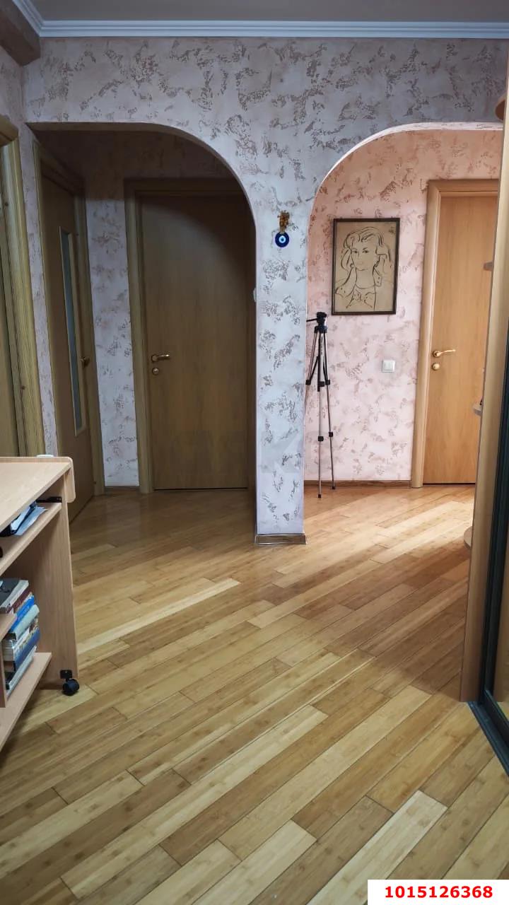 Фото №6: 2-комнатная квартира 72 м² - Краснодар, Западный внутригородской округ, мкр. Юбилейный, ул. Думенко, 33