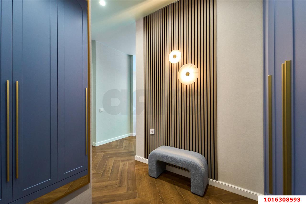 Фото №1: 2-комнатная квартира 52 м² - Краснодар, ЖК Все Свои Вип, Центральный внутригородской округ, Табачная Фабрика, мкр. жилой комплекс Все Свои, ул. Колхозная, 5/2