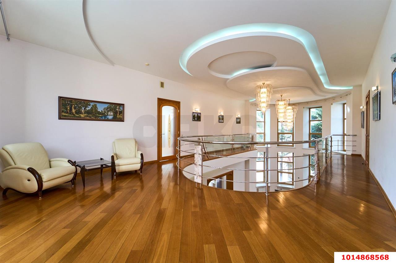 Фото №15: Дом 650 м² + 30 сот. - Краснодар, Центральный внутригородской округ, мкр. Центральный, ул. Леваневского, 71