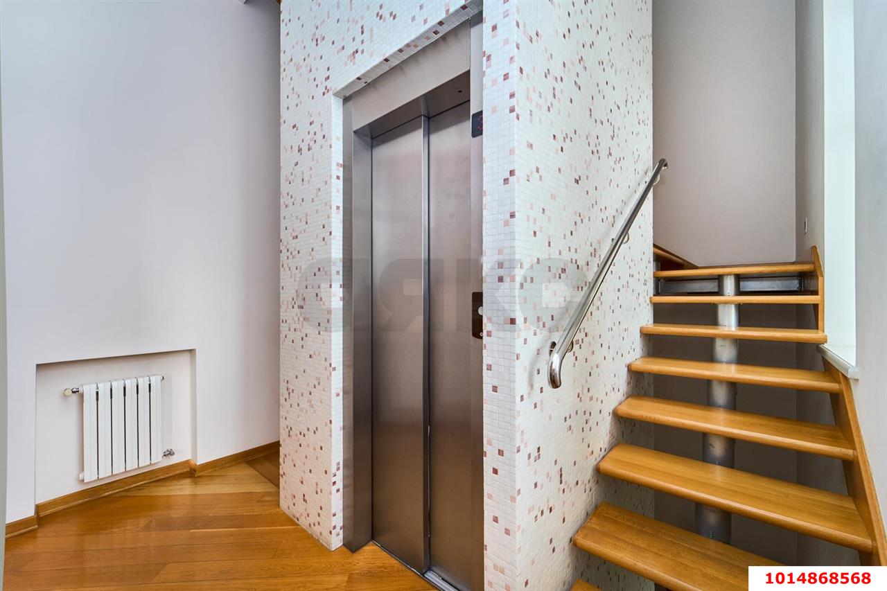 Фото №11: Дом 650 м² + 30 сот. - Краснодар, Центральный внутригородской округ, мкр. Центральный, ул. Леваневского, 71