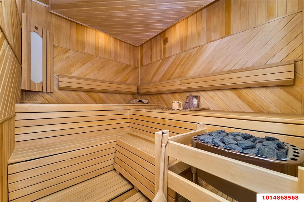 Фото №12: Дом 650 м² + 30 сот. - Краснодар, Центральный внутригородской округ, мкр. Центральный, ул. Леваневского, 71