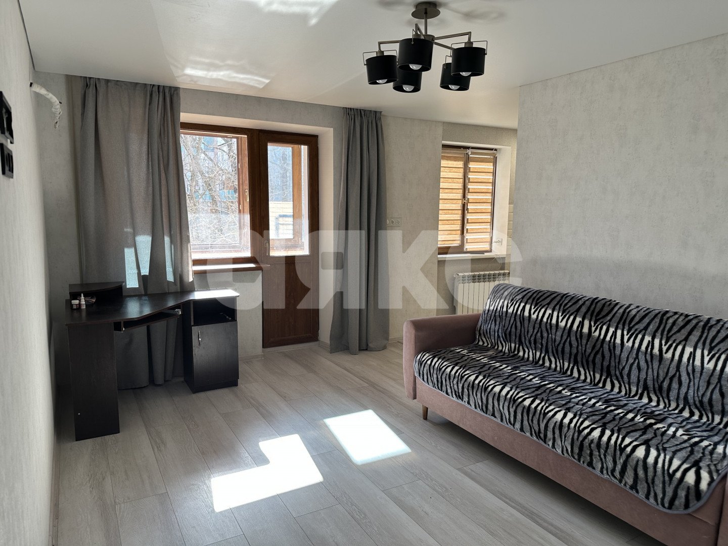 Фото №1: 3-комнатная квартира 55 м² - Мариуполь, р. Приморский, пр-кт Строителей, 46