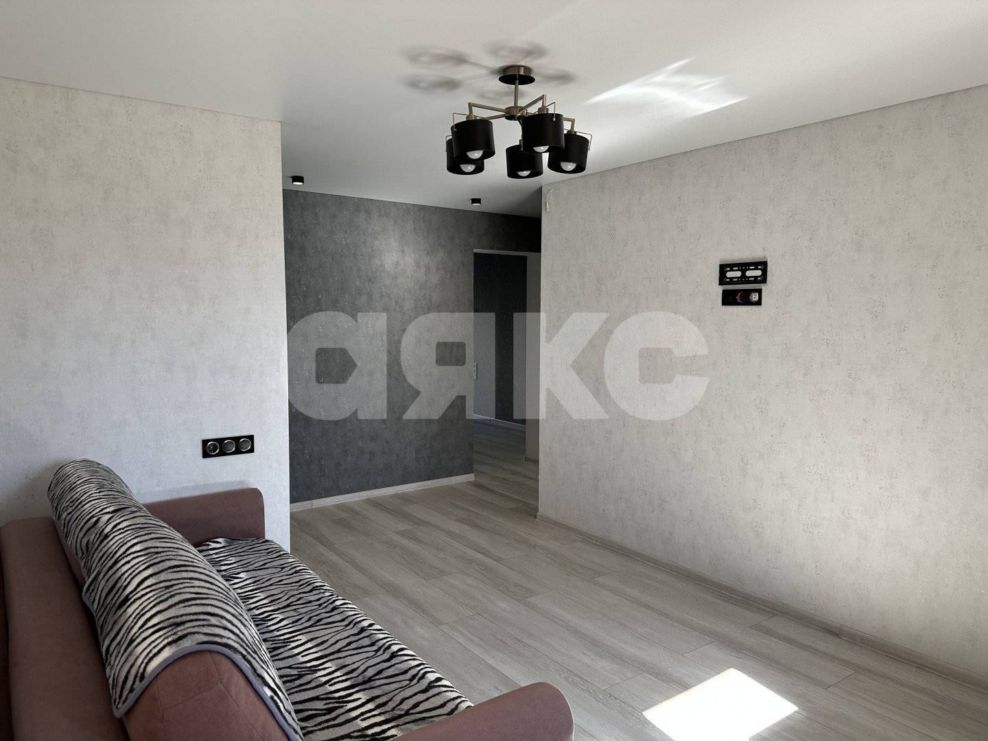 Фото №4: 3-комнатная квартира 55 м² - Мариуполь, р. Приморский, пр-кт Строителей, 46