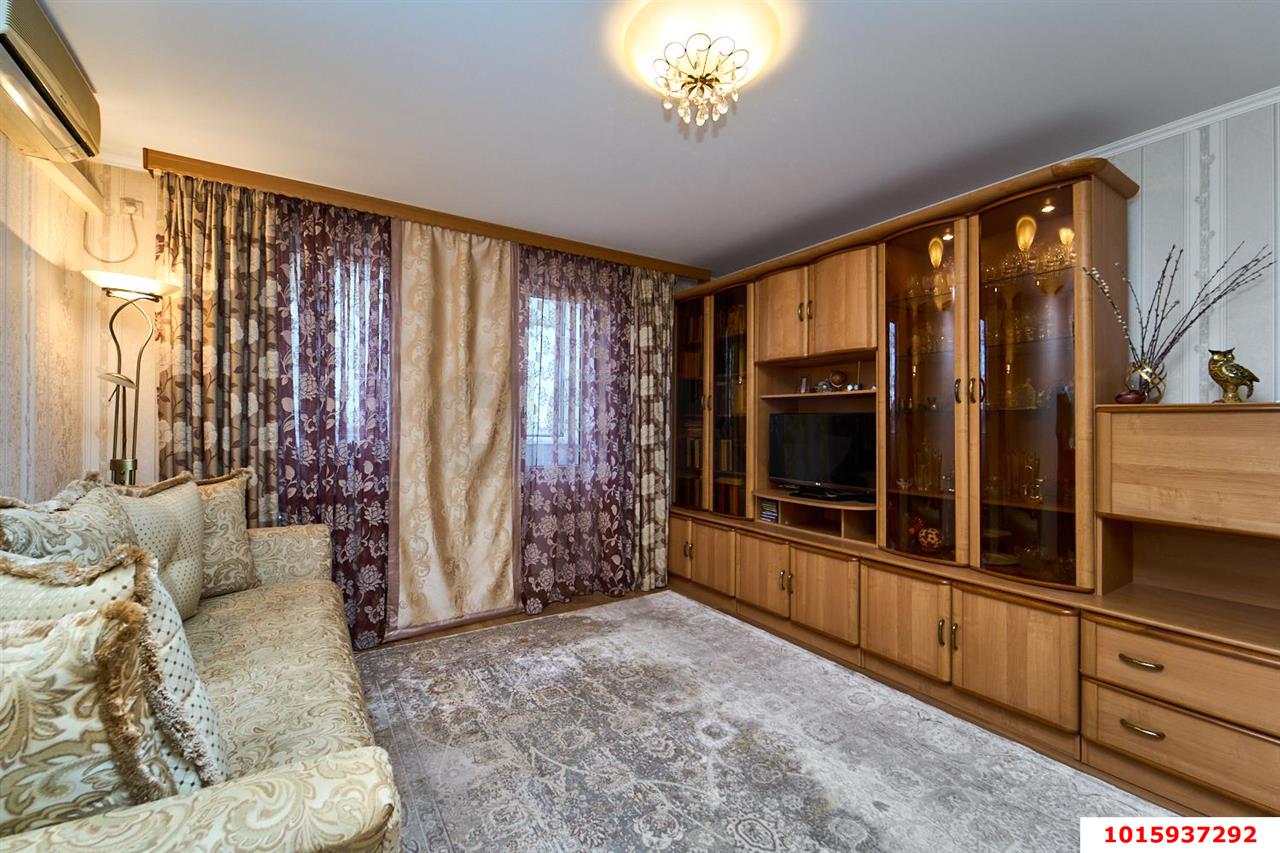 Фото №4: 3-комнатная квартира 64 м² - Краснодар, Западный внутригородской округ, мкр. Юбилейный, ул. Рождественская набережная