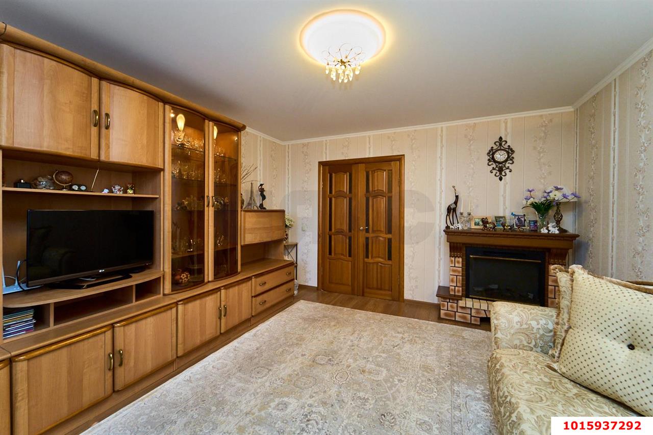 Фото №6: 3-комнатная квартира 64 м² - Краснодар, Западный внутригородской округ, мкр. Юбилейный, ул. Рождественская набережная