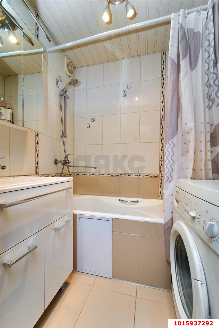 Фото №13: 3-комнатная квартира 64 м² - Краснодар, Западный внутригородской округ, мкр. Юбилейный, ул. Рождественская набережная