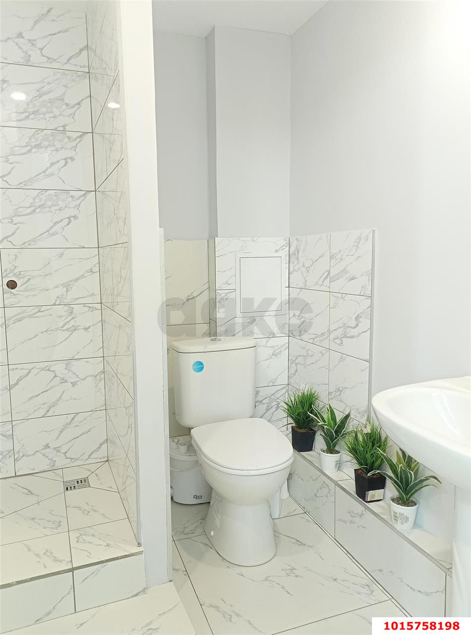 Фото №3: Офисное помещение 57 м² - Краснодар, Прикубанский внутригородской округ, Музыкальный, мкр. имени Петра Метальникова, ул. Петра Метальникова, 13