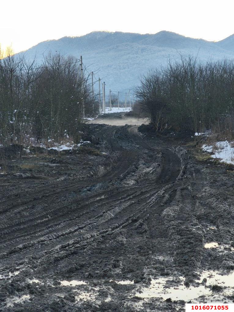 Фото №3: Коммерческая земля 10 сот. - Даховская, ул. Советская