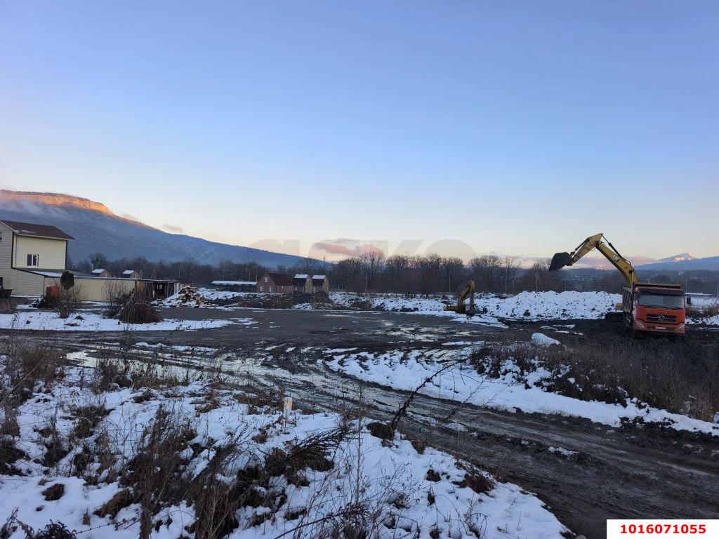 Фото №4: Коммерческая земля 10 сот. - Даховская, ул. Советская