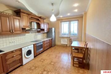 Фото №1: 3-комнатная квартира 91 м² - Краснодар, мкр. Юбилейный, б-р Клары Лучко, 12