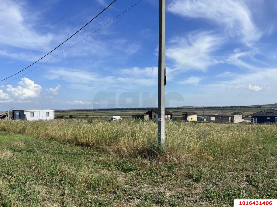 Фото №2: Земельный участок под ИЖС - За Родину, мкр. Ключевой, ул. Белкиной