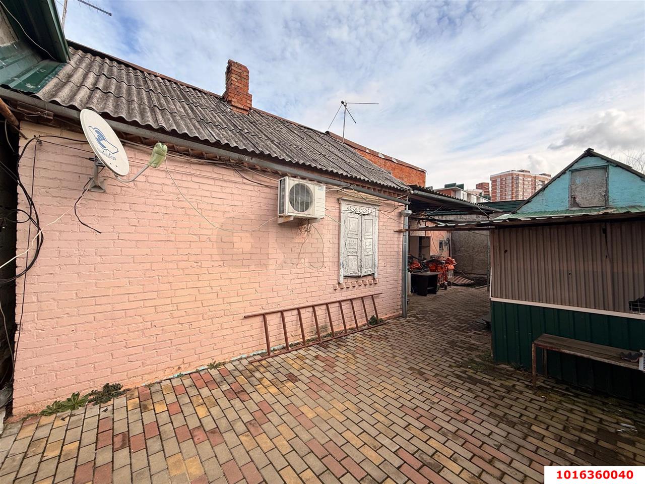 Фото №1: Дом 37 м² + 7 сот. - Краснодар, Карасунский внутригородской округ, мкр. Камвольно-суконный Комбинат, пр-д 2-й Монтажный, 2