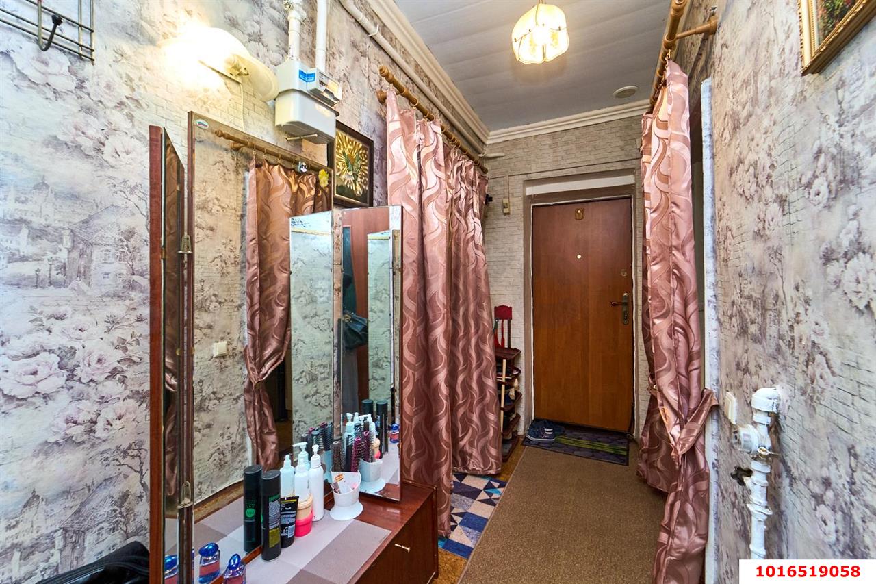 Фото №9: 3-комнатная квартира <span class="whitespace-nowrap">55 м²</span>, <span class="whitespace-nowrap">2/2 эт.</span> - Краснодар, Прикубанский внутригородской округ, мкр. Горхутор, ул. имени М.Е. Соколова, 88А