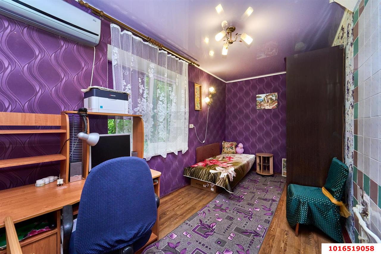 Фото №10: 3-комнатная квартира <span class="whitespace-nowrap">55 м²</span>, <span class="whitespace-nowrap">2/2 эт.</span> - Краснодар, Прикубанский внутригородской округ, мкр. Горхутор, ул. имени М.Е. Соколова, 88А