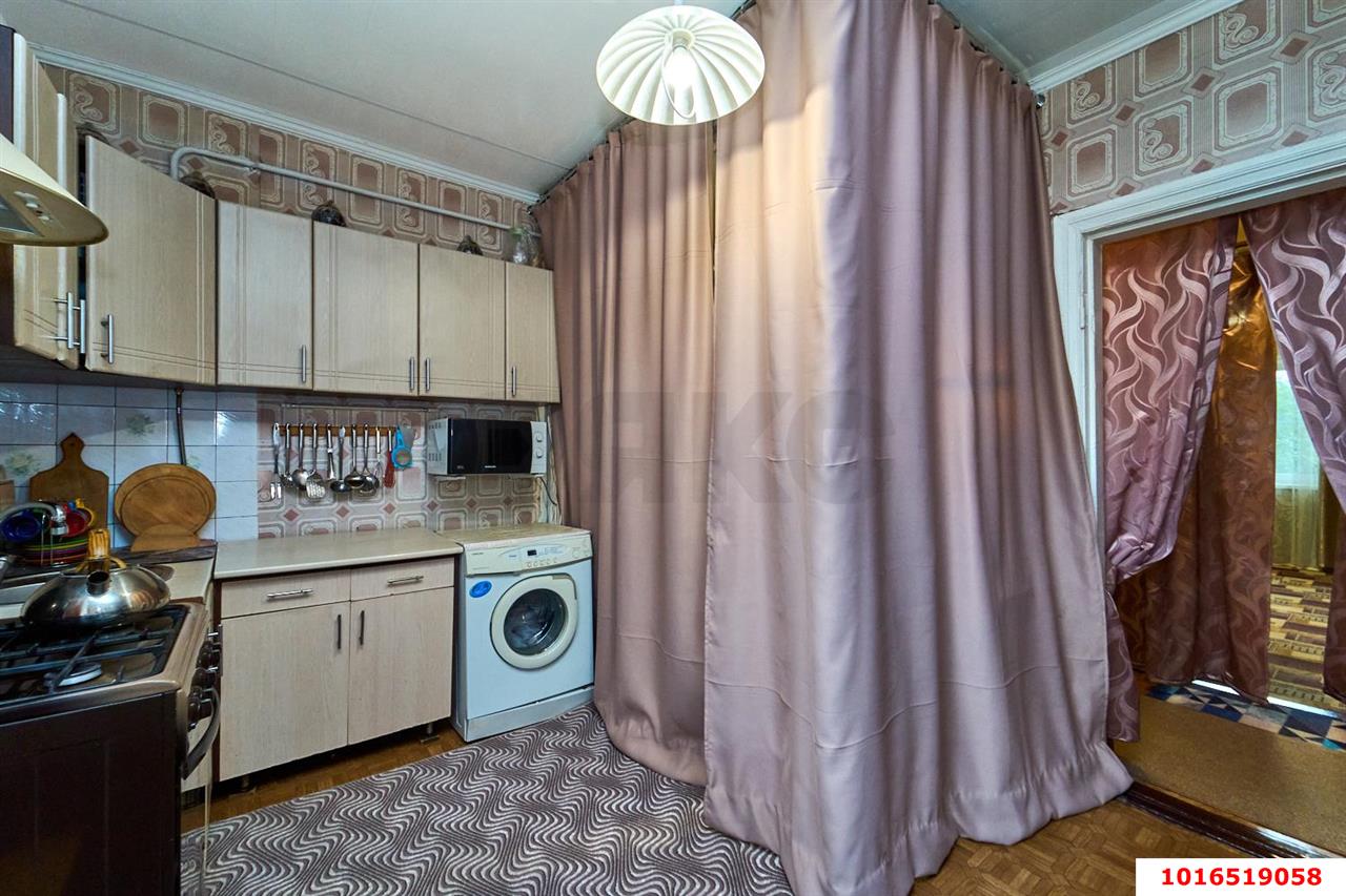 Фото №15: 3-комнатная квартира <span class="whitespace-nowrap">55 м²</span>, <span class="whitespace-nowrap">2/2 эт.</span> - Краснодар, Прикубанский внутригородской округ, мкр. Горхутор, ул. имени М.Е. Соколова, 88А