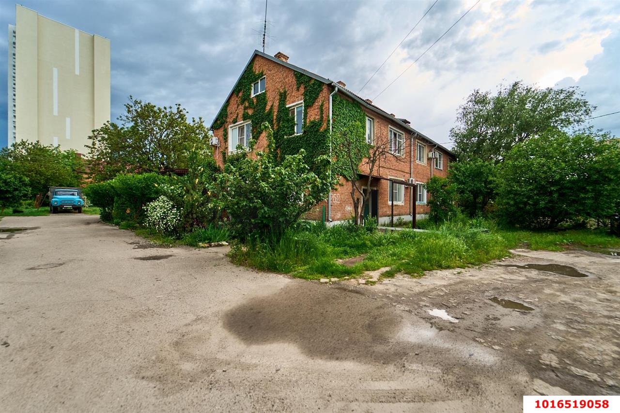 Фото №5: 3-комнатная квартира <span class="whitespace-nowrap">55 м²</span>, <span class="whitespace-nowrap">2/2 эт.</span> - Краснодар, Прикубанский внутригородской округ, мкр. Горхутор, ул. имени М.Е. Соколова, 88А