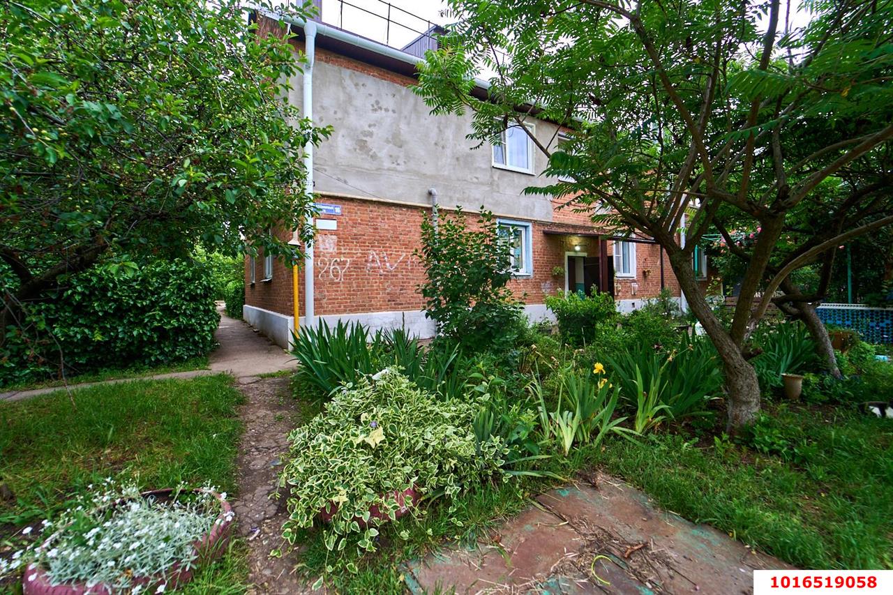 Фото №6: 3-комнатная квартира <span class="whitespace-nowrap">55 м²</span>, <span class="whitespace-nowrap">2/2 эт.</span> - Краснодар, Прикубанский внутригородской округ, мкр. Горхутор, ул. имени М.Е. Соколова, 88А