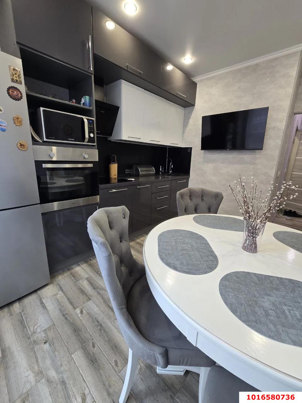 Фото №2: 2-комнатная квартира 51 м² - Краснодар, Карасунский внутригородской округ, Черёмушки, мкр. ЖК Рекорд, ул. Новороссийская, 90/2к1