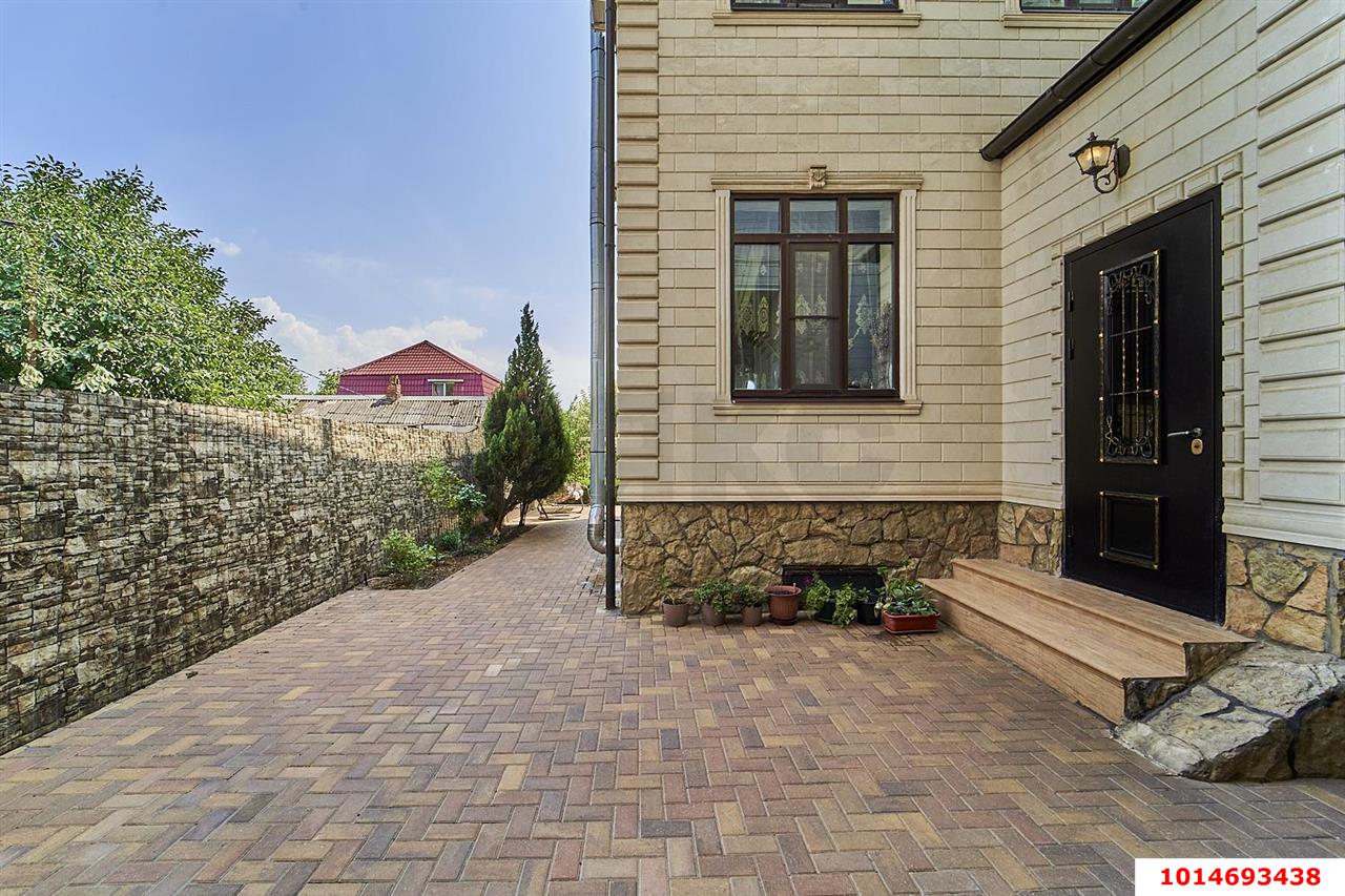 Фото №2: Дом 259 м² + 6.04 сот. - Краснодар, Прикубанский внутригородской округ, мкр. 40 лет Победы, ул. имени 40-летия Победы, 94