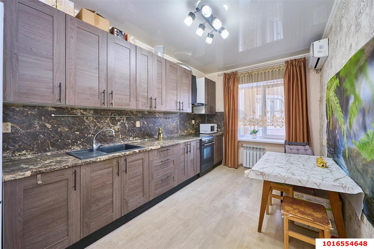 Фото №1: 3-комнатная квартира 68 м² - Краснодар, мкр. Западный внутригородской округ, ул. Рашпилевская, 32