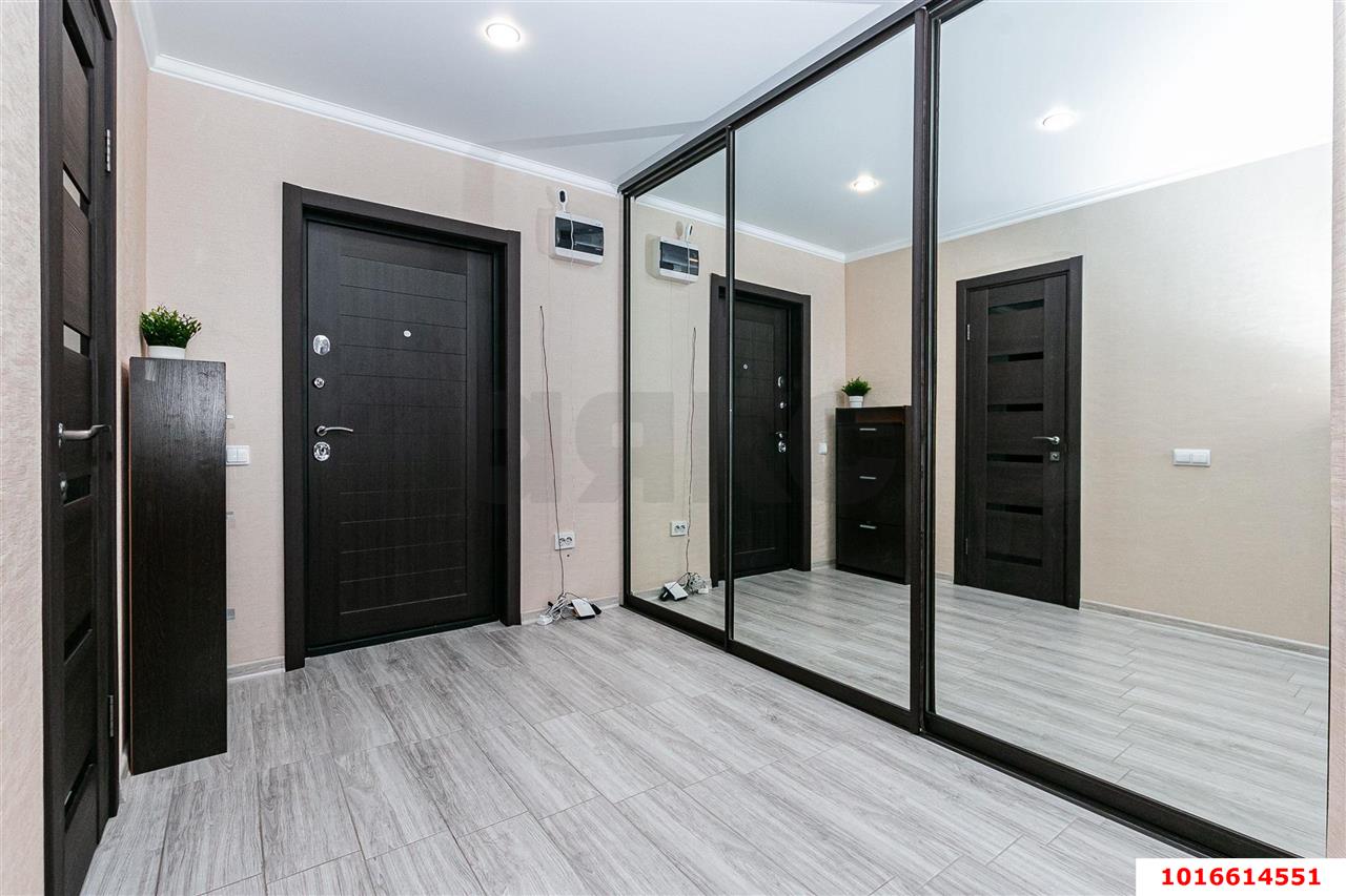 Фото №5: 1-комнатная квартира 47 м² - Краснодар, Прикубанский внутригородской округ, 2-я Площадка, мкр. жилой комплекс Кремлёвские Ворота, ул. Кореновская, 2к1