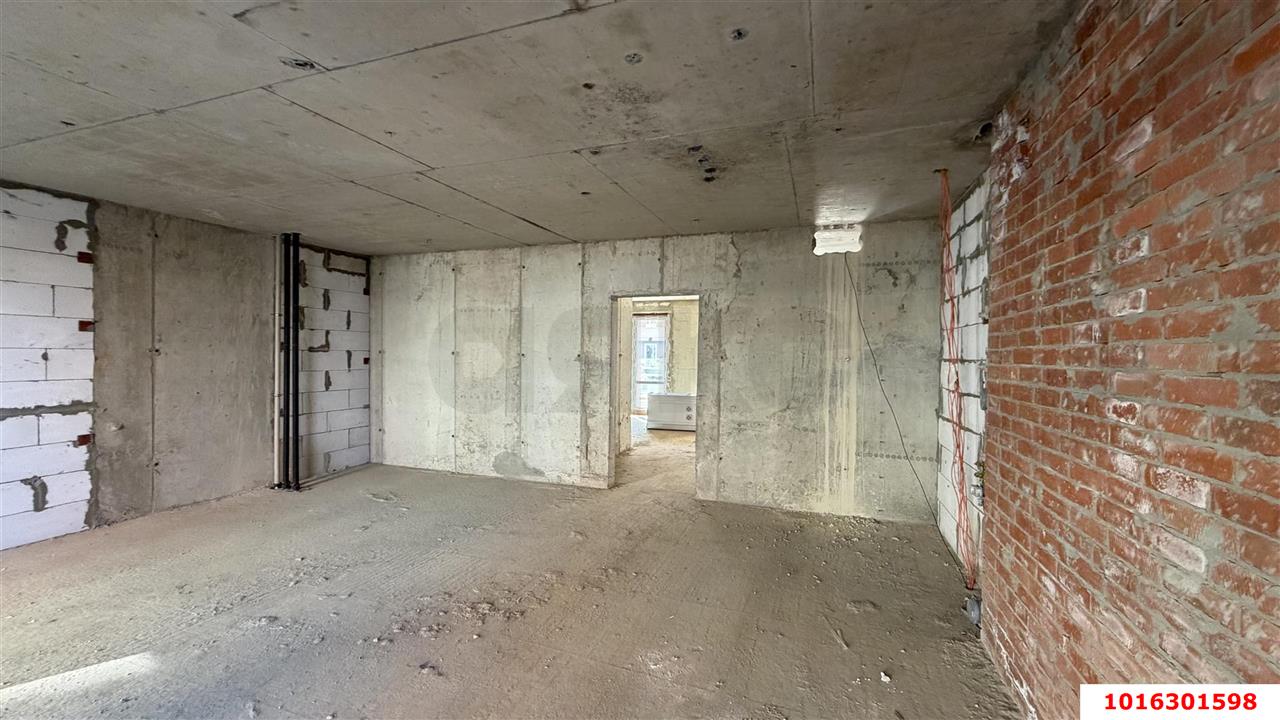 Фото №4: Коммерция 74 м² - Новая Адыгея, мкр. жилой комплекс Виноград 2, ул. Бжегокайская, 25/1к12