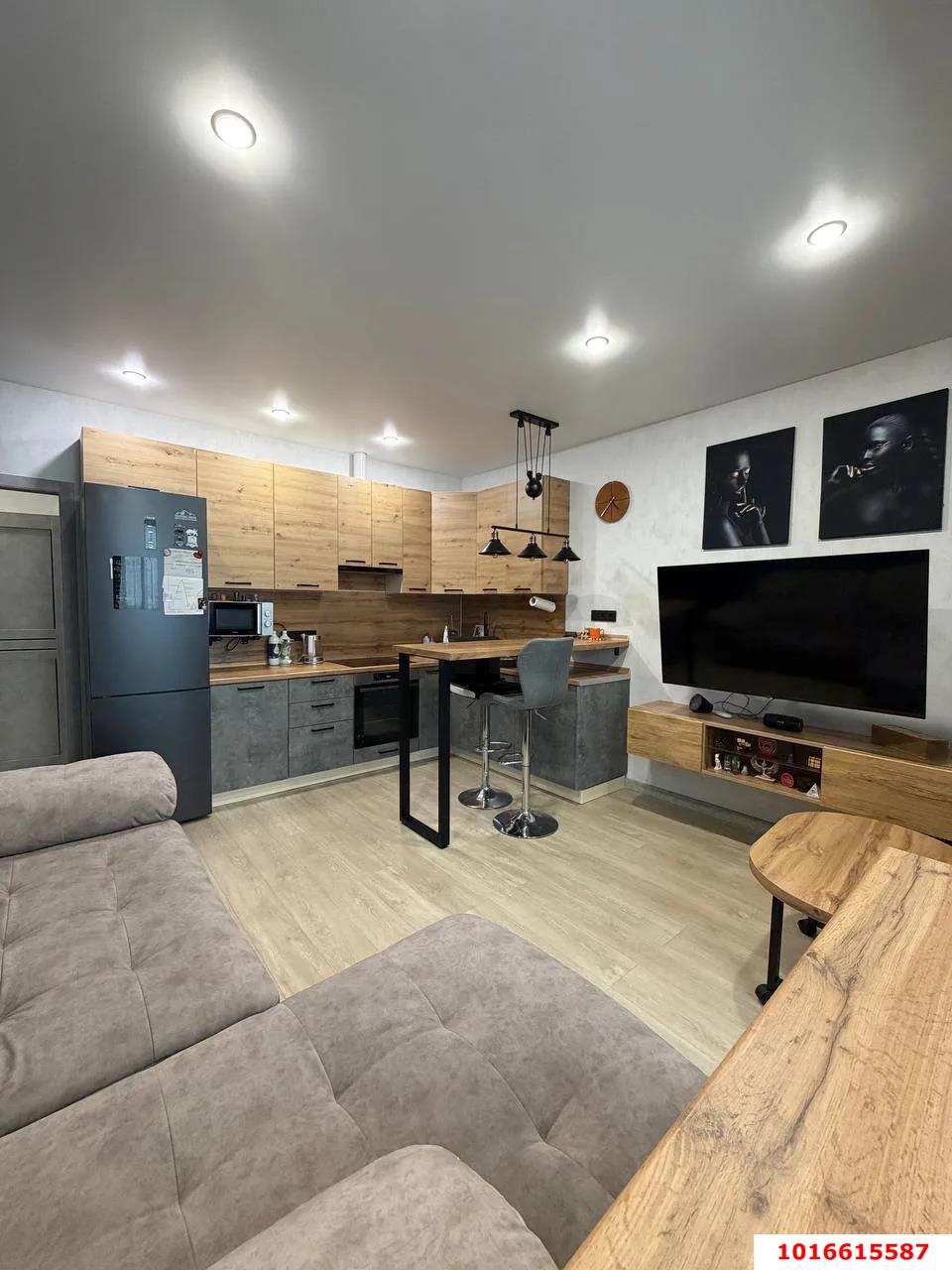 Фото №1: 1-комнатная квартира 47 м² - Краснодар, Карасунский внутригородской округ, Гидростроителей, мкр. Почтовый, ул. имени Валерия Гассия, 3