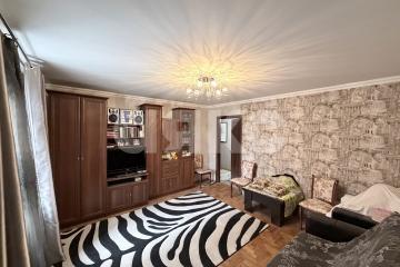 Фото №1: 2-комнатная квартира 64 м² - Майкоп, мкр. Центр, ул. Ленина, 16