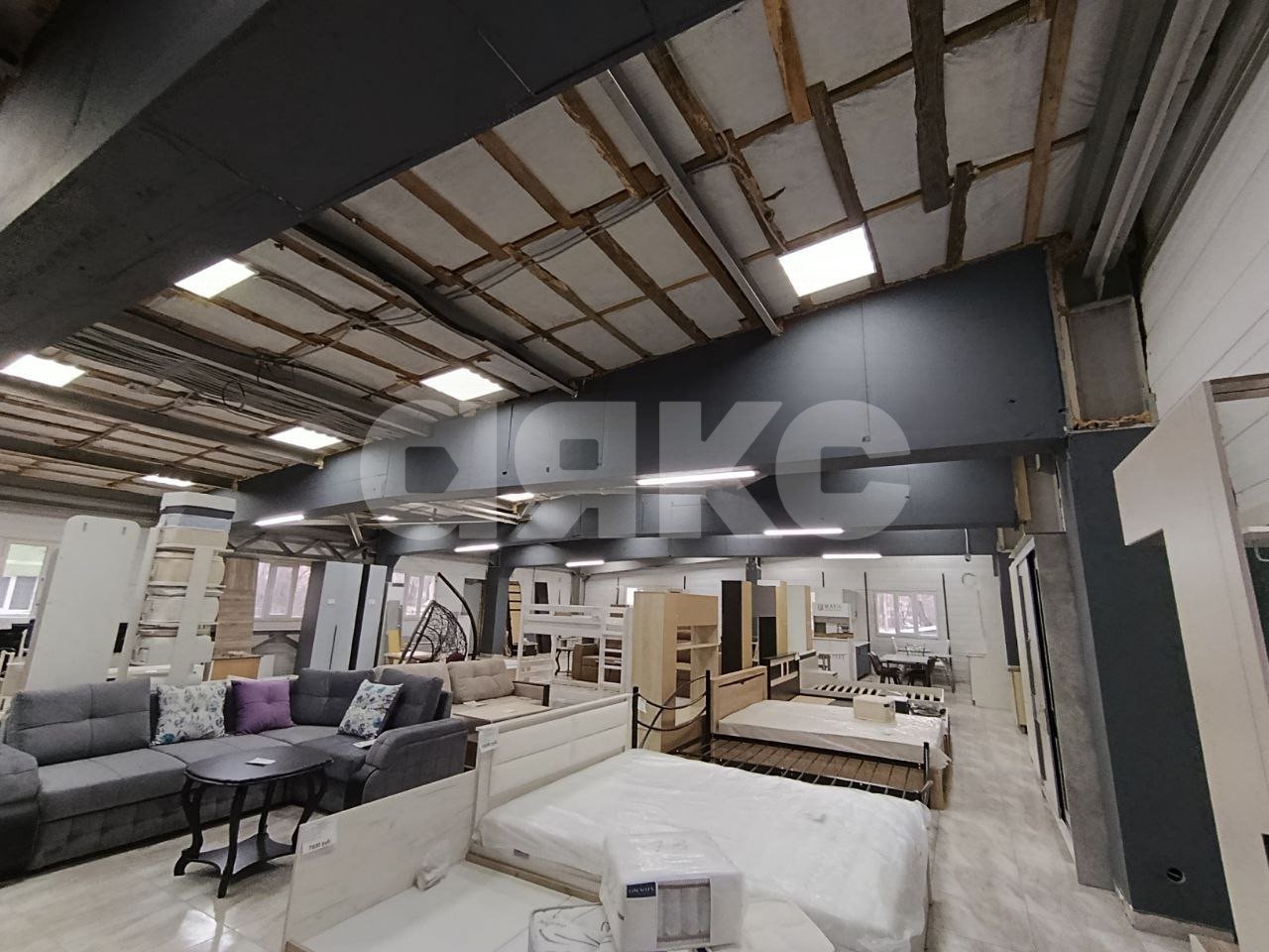 Фото №4: Коммерция 250 м² - Мариуполь, р. Жовтневый, ул. Зелинского, 47