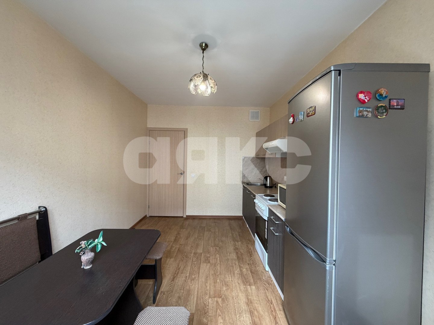 Фото №7: 1-комнатная квартира <span class="whitespace-nowrap">38 м²</span>, <span class="whitespace-nowrap">2/12 эт.</span> - Волгоград, Центральный, мкр. ЖК Центральный, пр-кт имени В.И. Ленина, 72Б