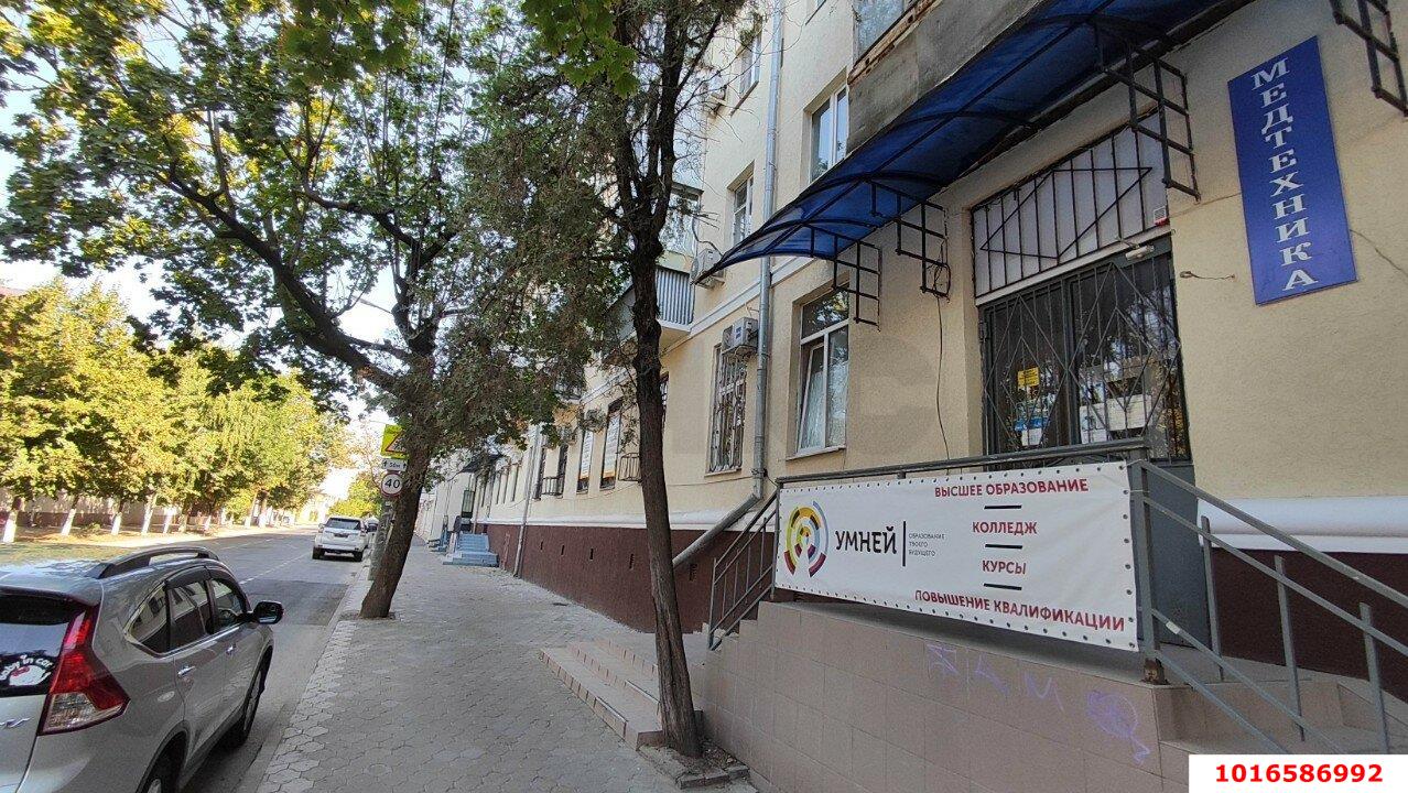 Фото №2: 1-комнатная квартира 33 м² - Краснодар, Центральный внутригородской округ, Западный внутригородской округ, мкр. Центральный, ул. Гимназическая, 14