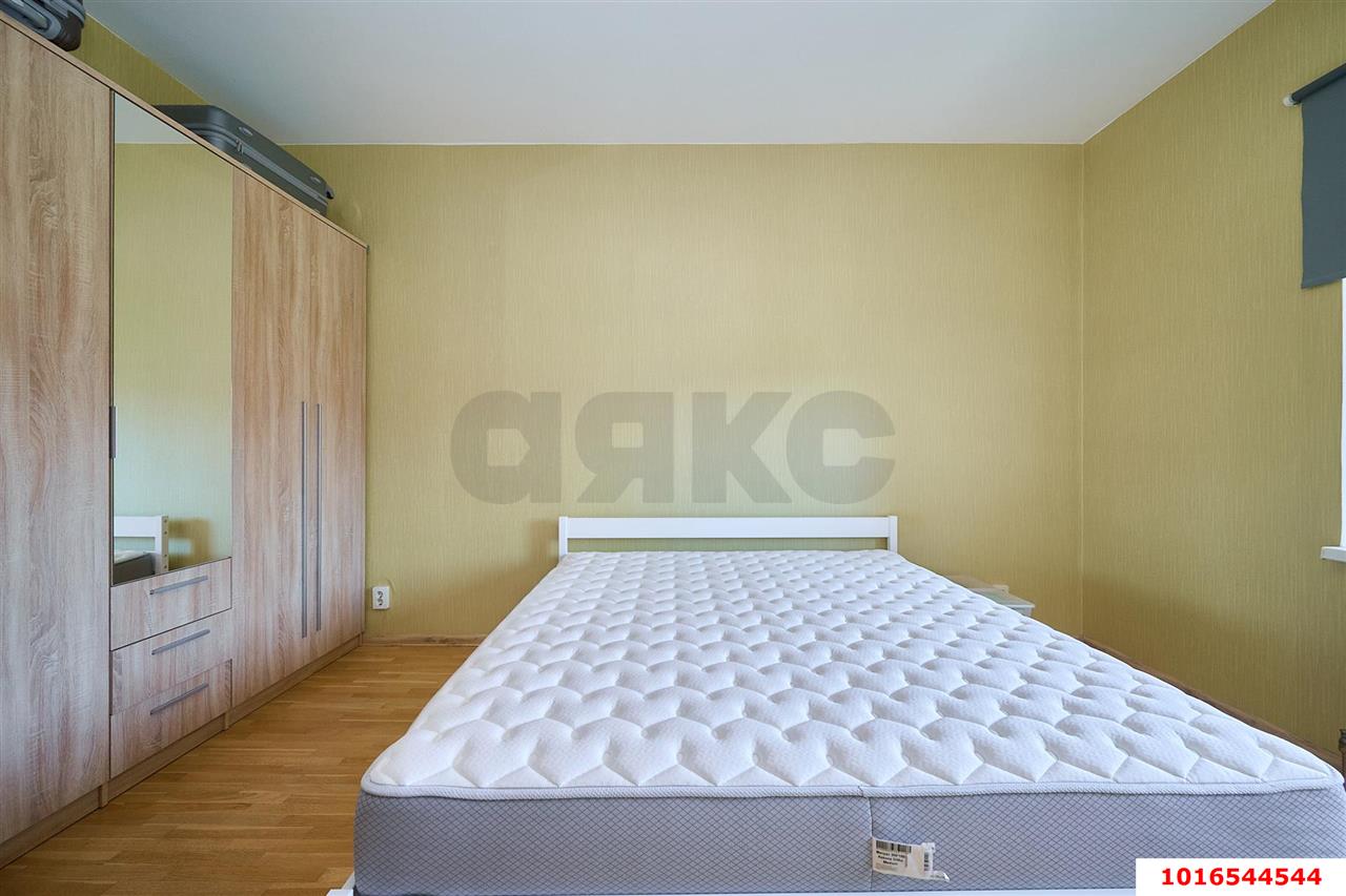 Фото №6: 2-комнатная квартира <span class="whitespace-nowrap">74 м²</span>, <span class="whitespace-nowrap">2/7 эт.</span> - Краснодар, Прикубанский внутригородской округ, мкр. Восточно-Кругликовский, ул. Черкасская, 101