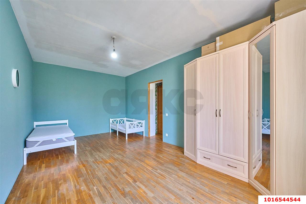 Фото №11: 2-комнатная квартира <span class="whitespace-nowrap">74 м²</span>, <span class="whitespace-nowrap">2/7 эт.</span> - Краснодар, Прикубанский внутригородской округ, мкр. Восточно-Кругликовский, ул. Черкасская, 101