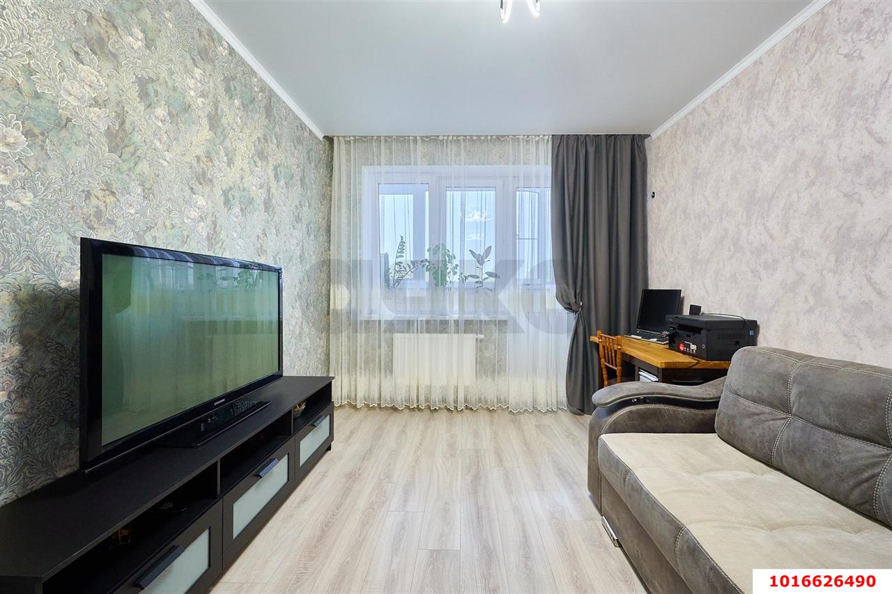 Фото №11: 3-комнатная квартира 75 м² - Краснодар, Прикубанский внутригородской округ, Славянский, мкр. Светлоград, ул. Красных Партизан, 1/4к1