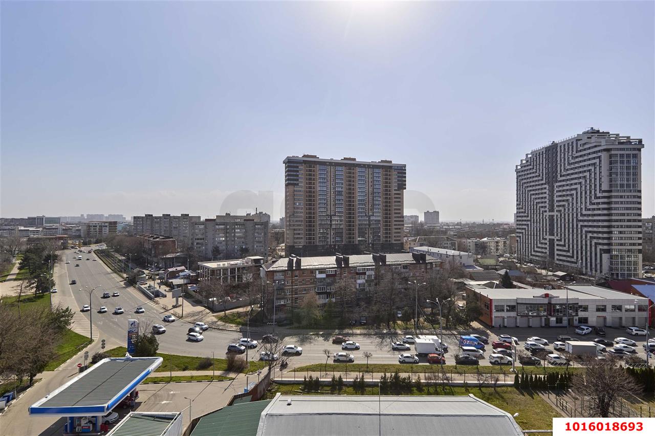 Фото №10: 1-комнатная квартира 44 м² - Краснодар, Центральный внутригородской округ, Покровка, мкр. Центральный, ул. Дмитриевская Дамба, 10