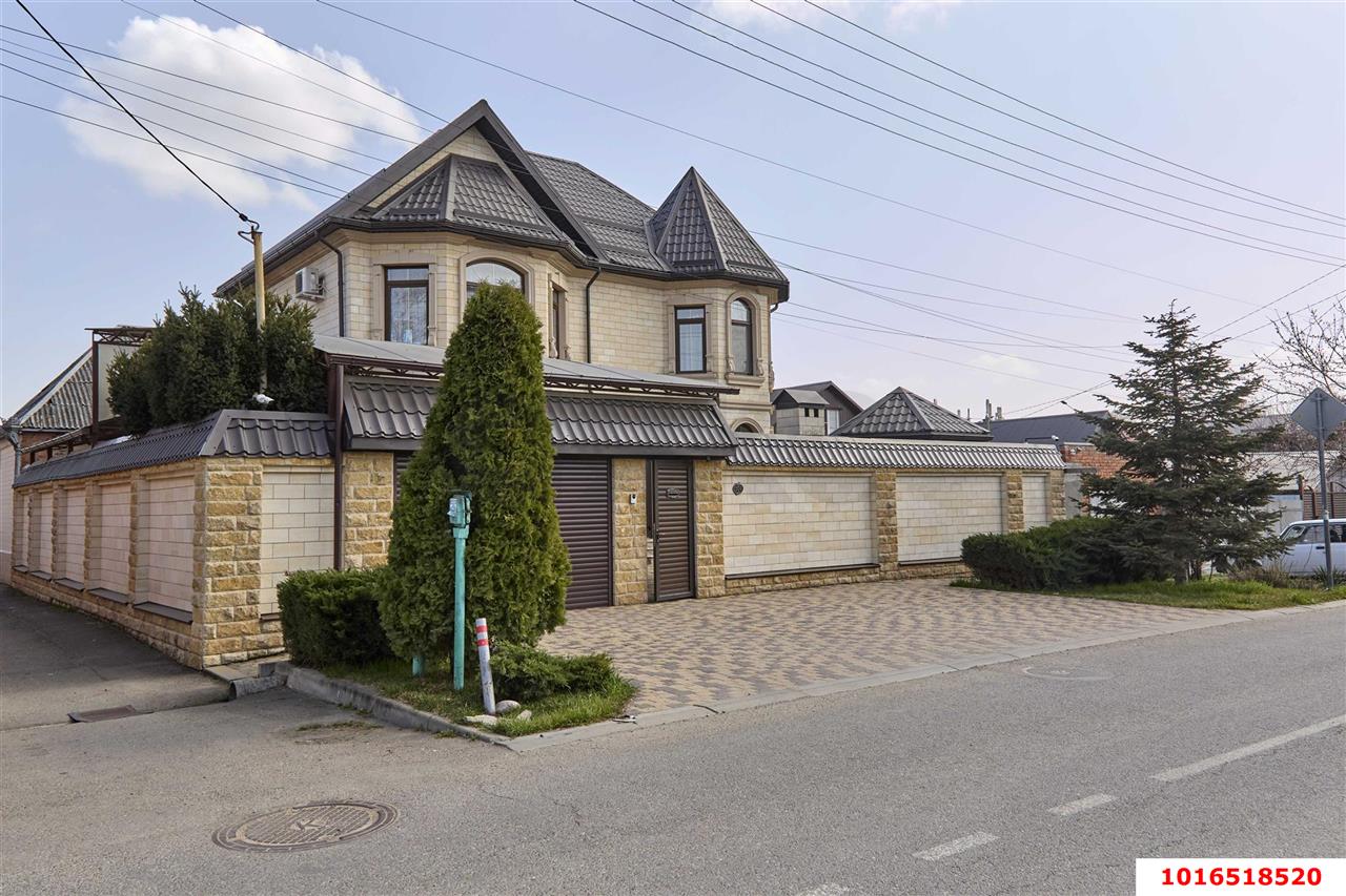 Фото №28: Дом 184 м² + 3.5 сот. - Краснодар, Западный внутригородской округ, мкр. Фестивальный, ул. Труда, 104