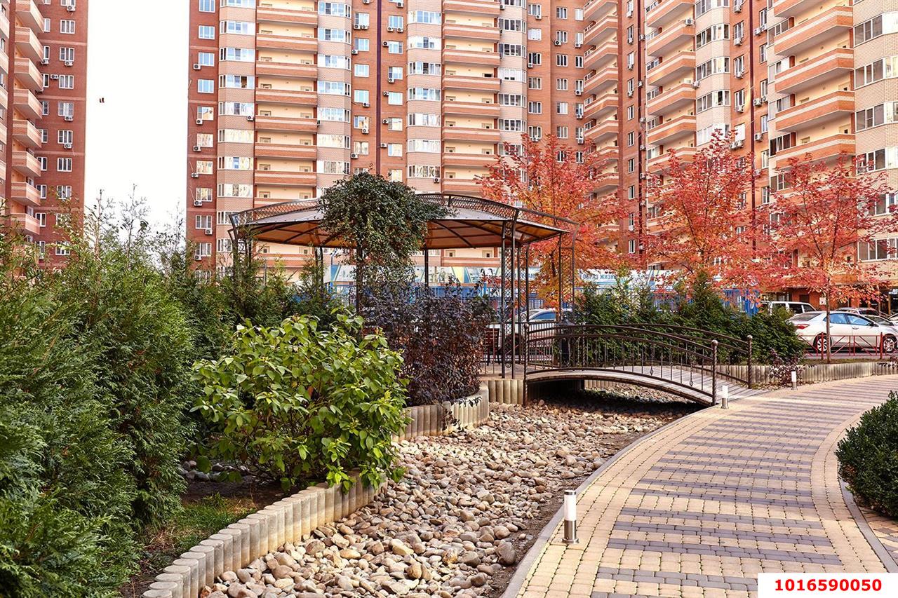 Фото №10: 1-комнатная квартира 41 м² - Краснодар, Панорама, Прикубанский внутригородской округ, мкр. жилой комплекс Севастопольский, ул. имени Жлобы, 141