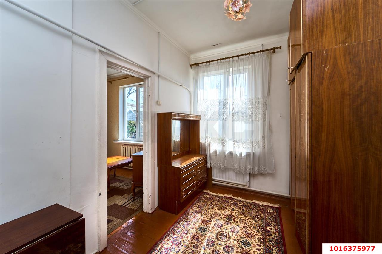 Фото №9: Часть дома 79 м² + 3.3 сот. - Краснодар, Карасунский внутригородской округ, мкр. Хлопчато-бумажный Комбинат, ул. Амурская