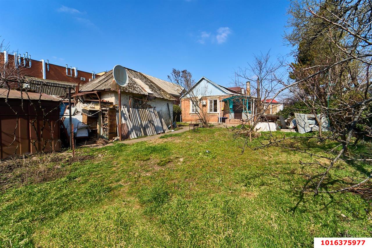 Фото №3: Часть дома 79 м² + 3.3 сот. - Краснодар, Карасунский внутригородской округ, мкр. Хлопчато-бумажный Комбинат, ул. Амурская