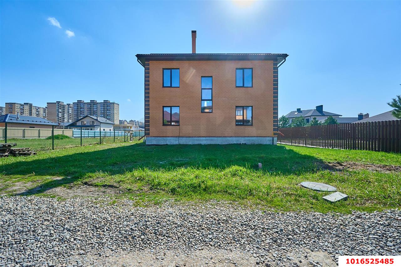 Фото №1: Дом 235 м² + 8.1 сот. - Краснодар, Прикубанский внутригородской округ, мкр. КП Николино Парк, ул. Лётчика Краснопёрова, 18