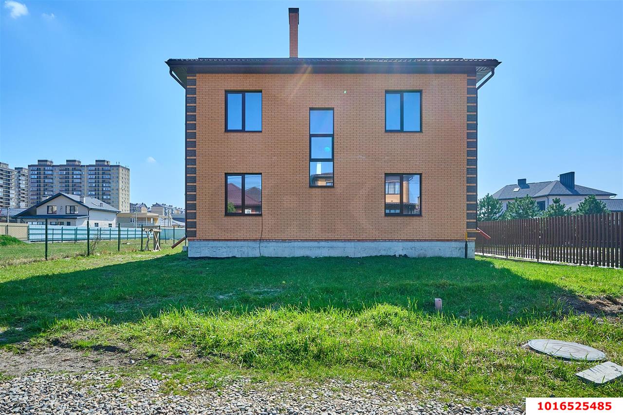 Фото №2: Дом 235 м² + 8.1 сот. - Краснодар, Прикубанский внутригородской округ, мкр. КП Николино Парк, ул. Лётчика Краснопёрова, 18