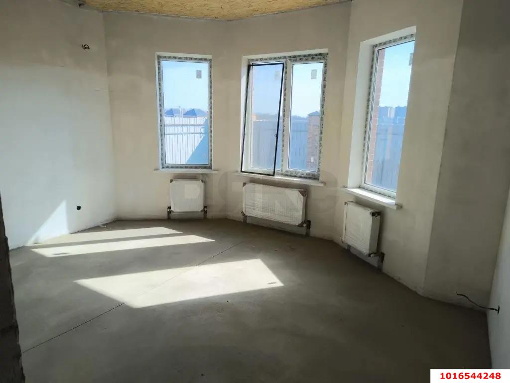 Фото №11: Дом 134 м² + 3 сот. - Российский, мкр. Прикубанский внутригородской округ, ул. имени В.М. Комарова, 93/1