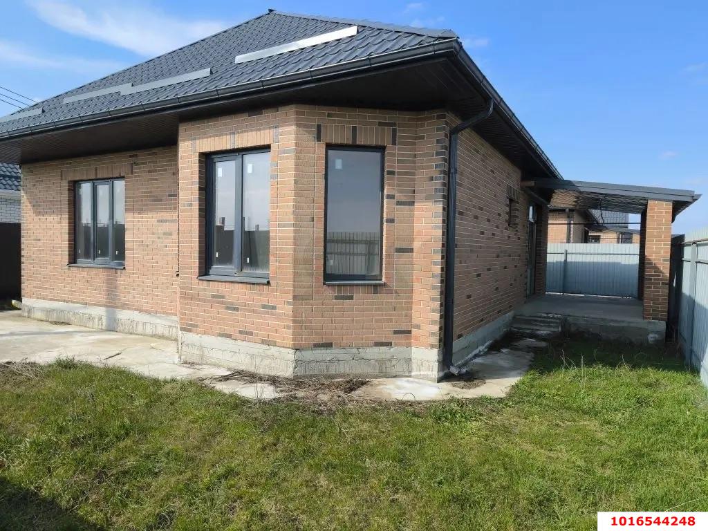 Фото №1: Дом 134 м² + 3 сот. - Российский, мкр. Прикубанский внутригородской округ, ул. имени В.М. Комарова, 93/1